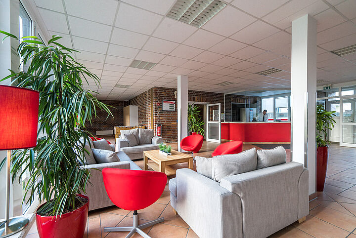 Lounge Empfang 2 Web DSC7218 - Kopie